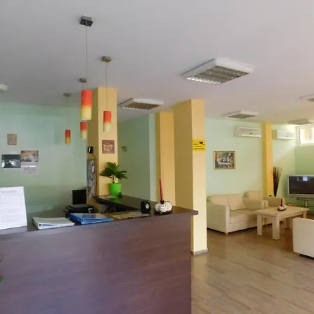 Darius Hstl Ξενοδοχείο 3*