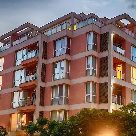 Ξενοδοχείο Darius Hstl