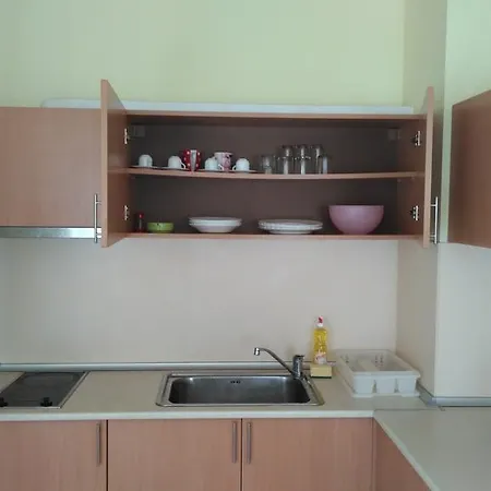 Darius Hstl Σάνι Μπιτς