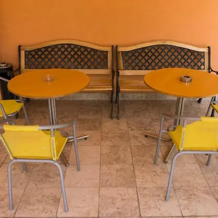 Darius Hstl Ξενοδοχείο 3*