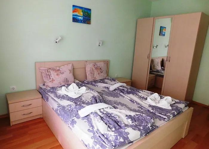 Darius Hstl Słoneczny Brzeg