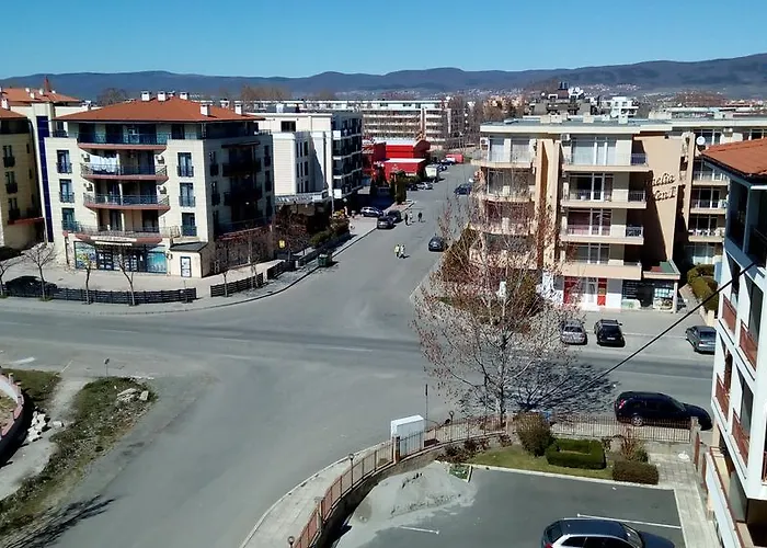 Отель Darius Hstl 3*