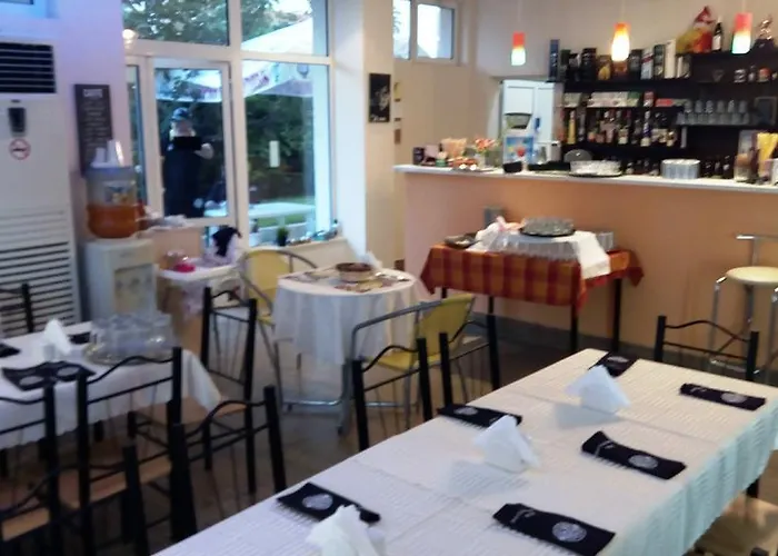 Отель Darius Hstl Солнечный берег