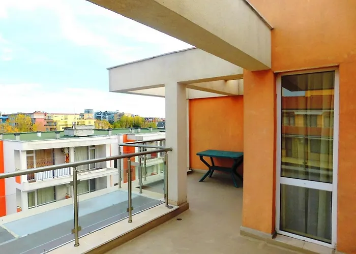 Отель Darius Hstl 3*