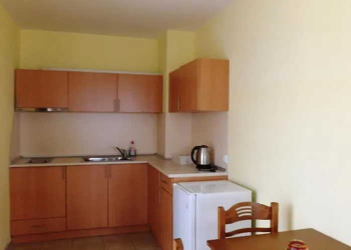 Darius Hstl Napospart